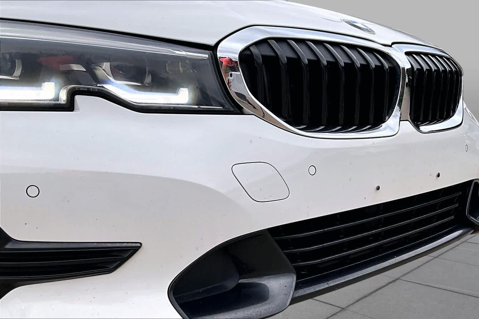 Used 2020 BMW 330i Sedan w/ Convenience Package RWD image 29