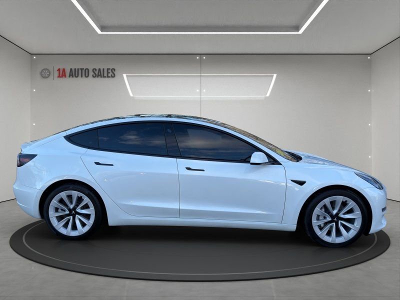 Used 2021 Tesla Model 3 Long Range image 6
