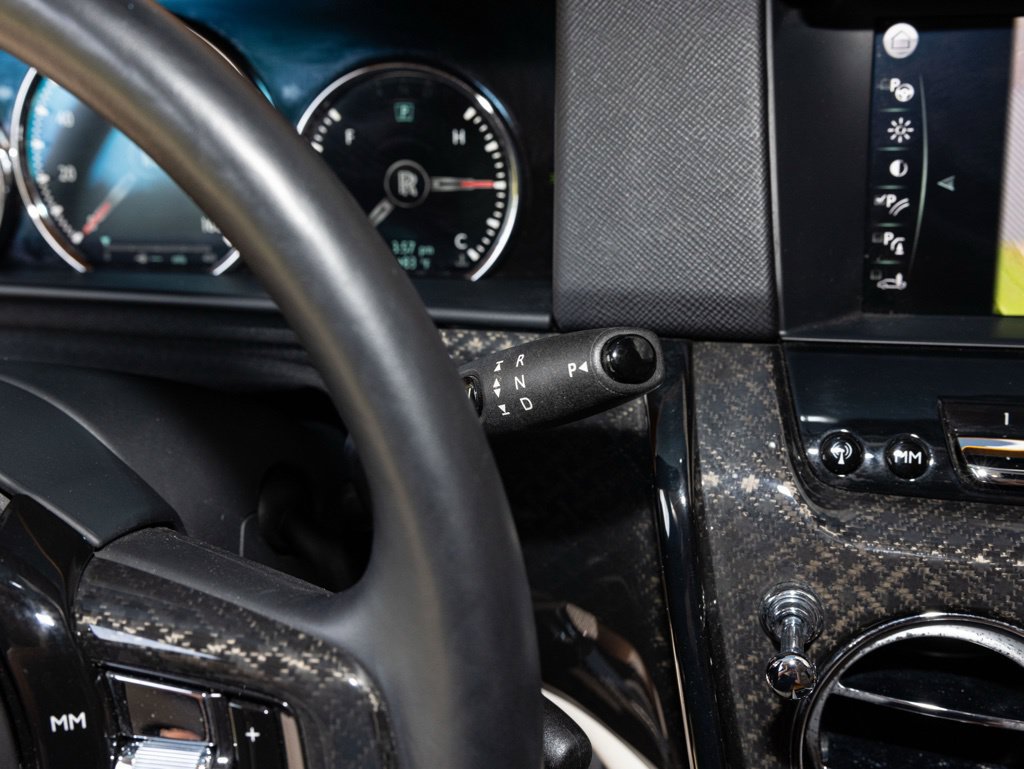 Certified 2022 Rolls-Royce Cullinan Black Badge w/ Dark Exterior Package AWD/4WD image 38