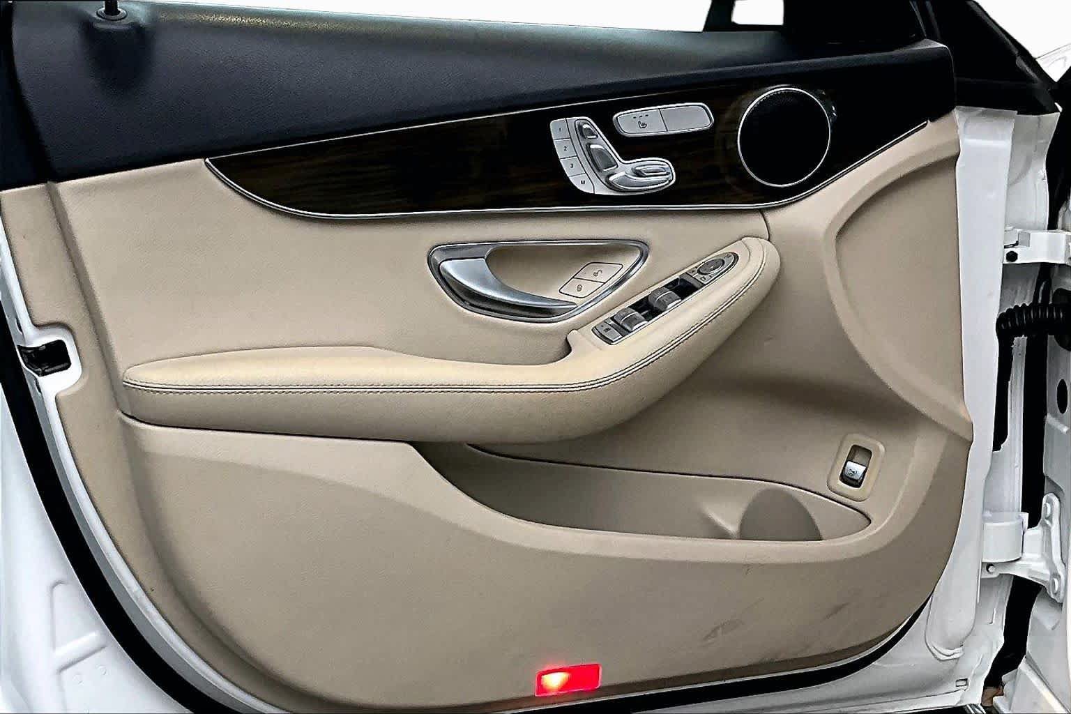 Used 2019 Mercedes-Benz C 300 Sedan image 21