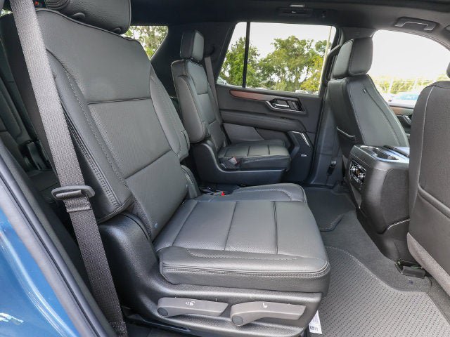 New 2026 GMC Yukon Denali w/ Sun & Power Step Package AWD/4WD image 27