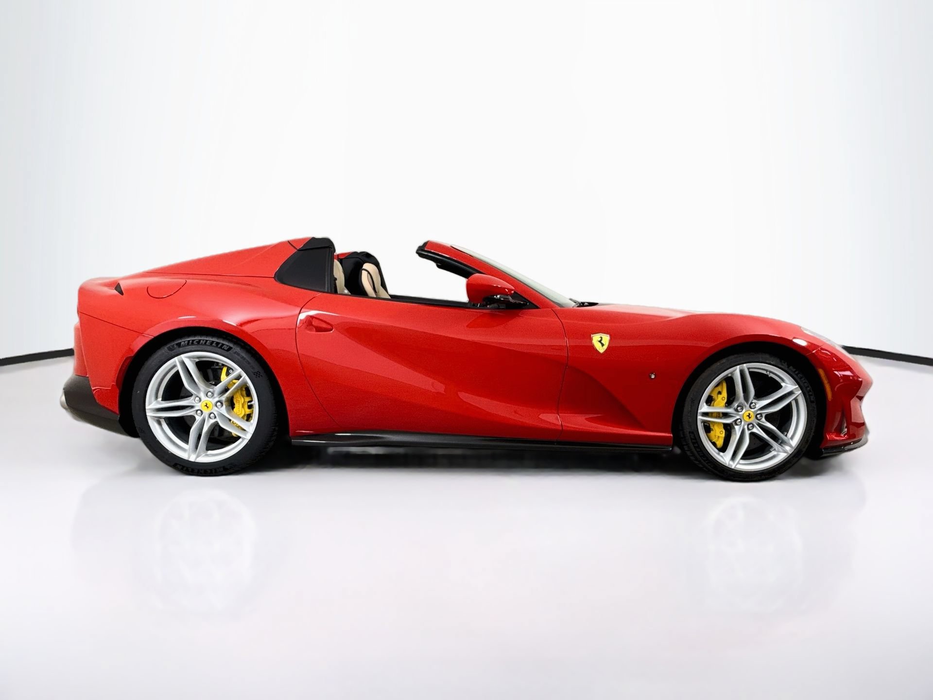 Certified 2022 Ferrari 812 GTS RWD image 8