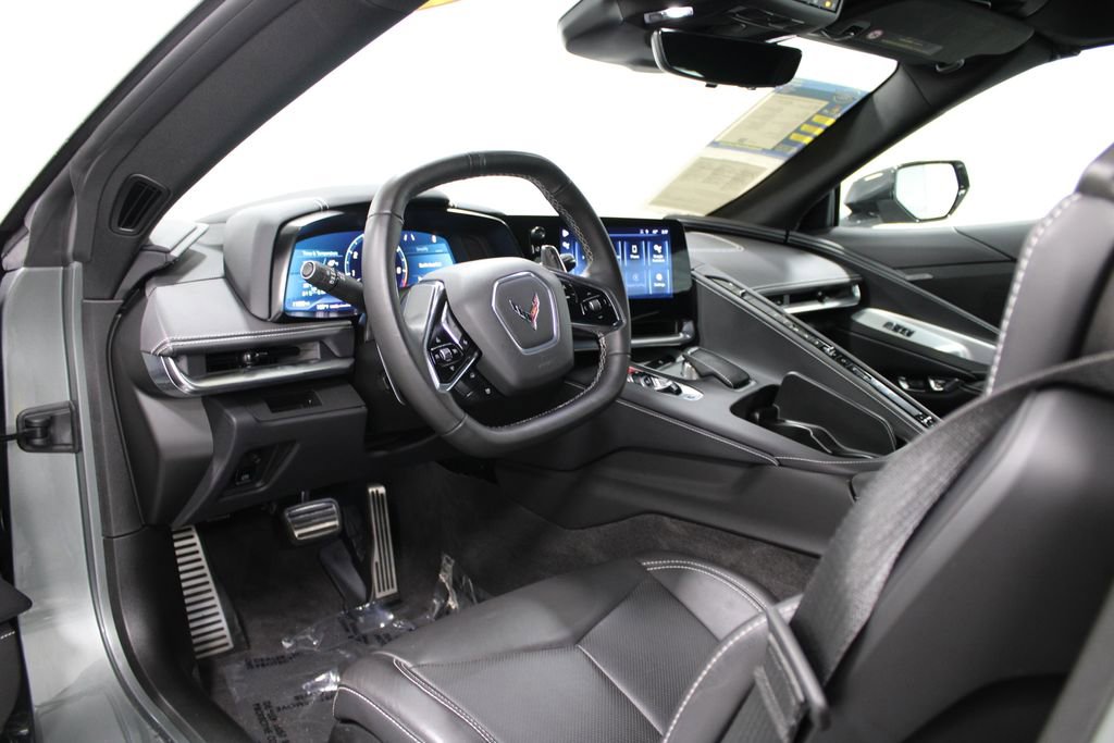 Used 2024 Chevrolet Corvette Stingray Coupe w/ Z51 Performance Package image 23