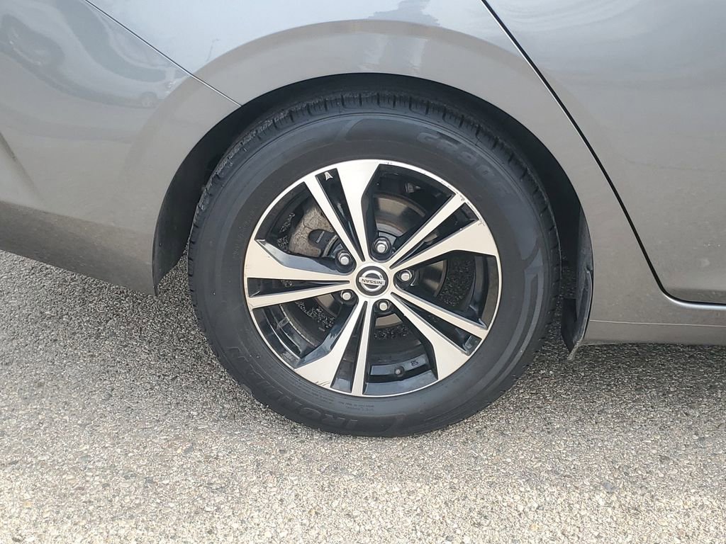 Used 2022 Nissan Sentra SV image 5