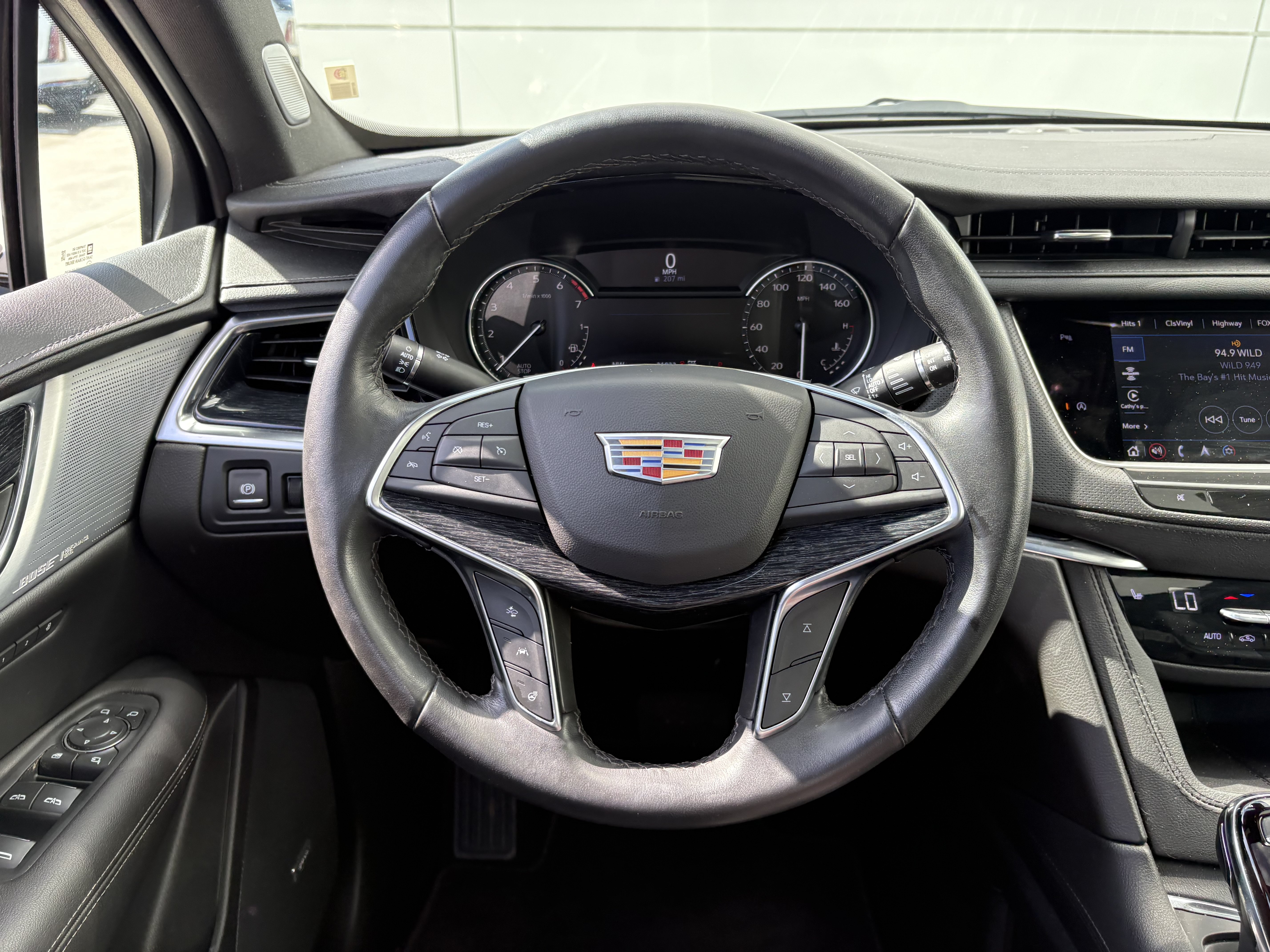 Certified 2023 Cadillac XT5 Premium Luxury AWD/4WD image 16