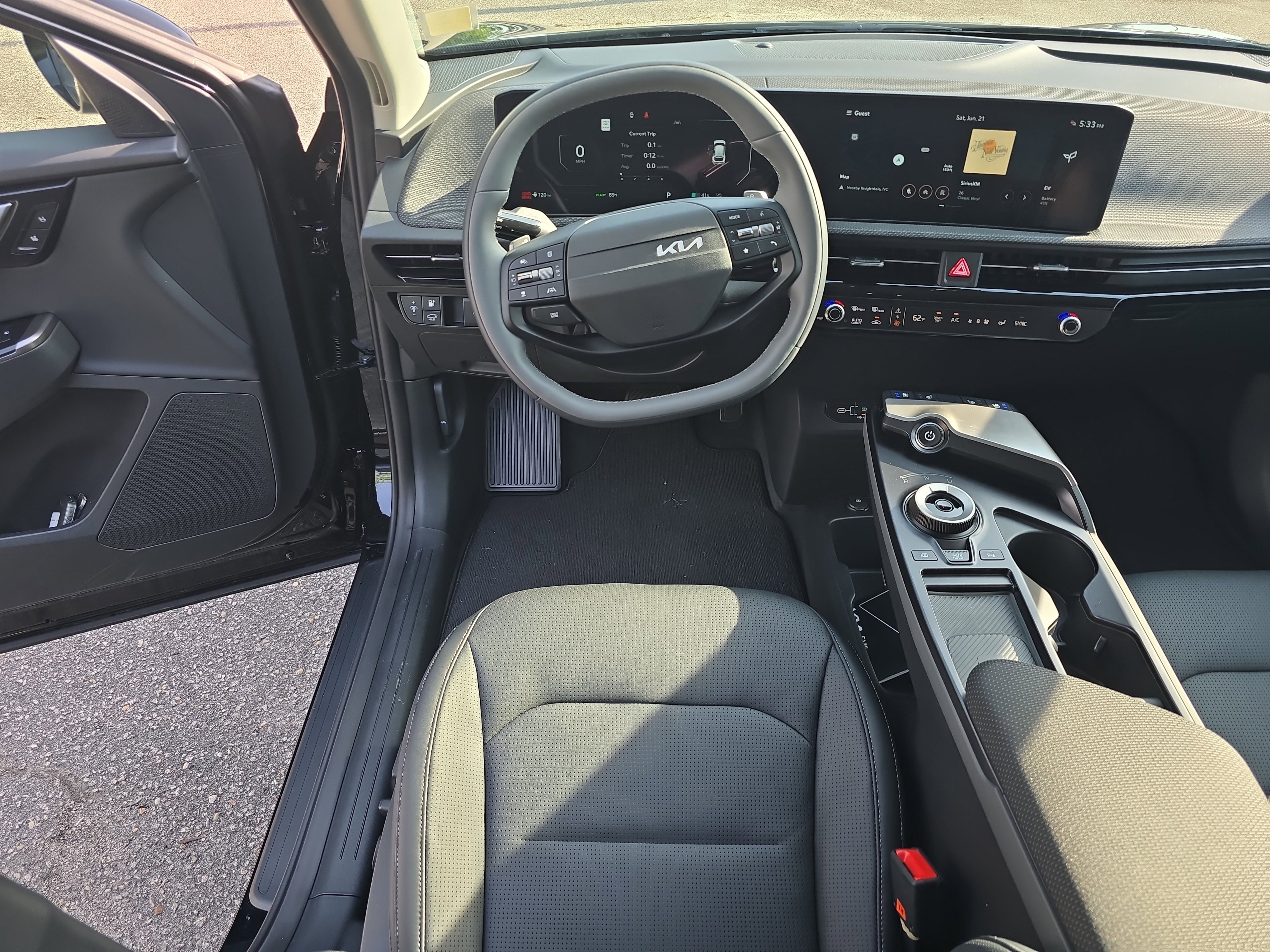 New 2025 Kia EV6 Wind image 15