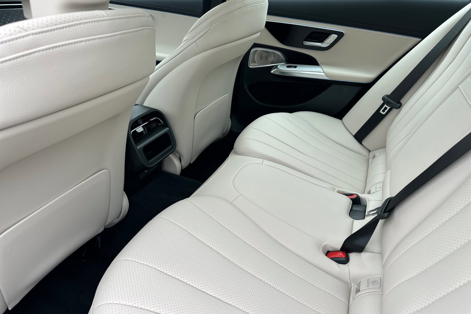 New 2026 Mercedes-Benz E 350 Sedan image 12