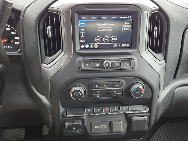 Used 2022 Chevrolet Silverado 2500 Custom w/ Custom Value Package image 8