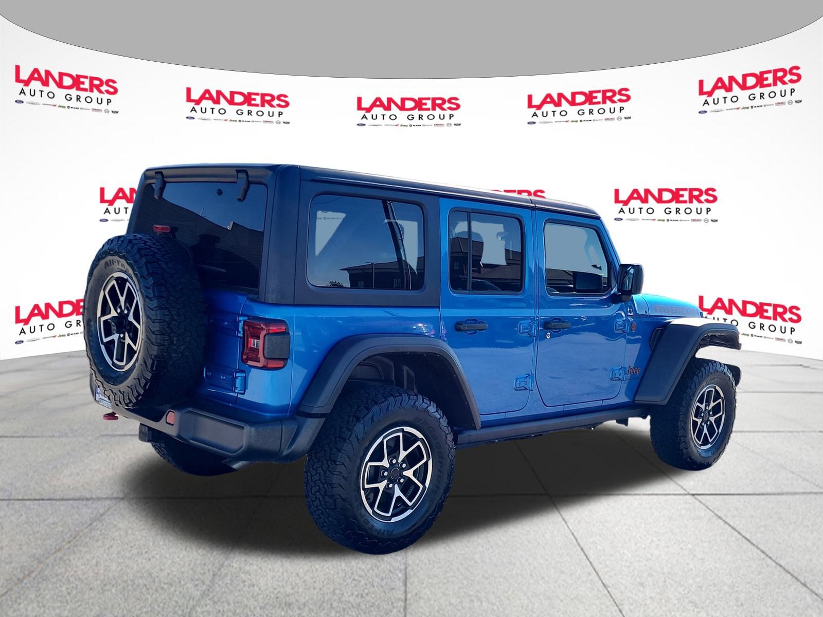 Used 2024 Jeep Wrangler Unlimited Rubicon image 3