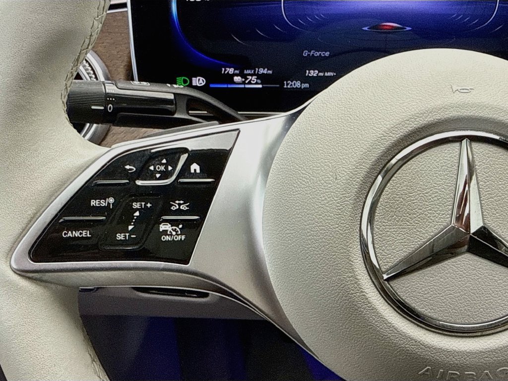 Certified 2023 Mercedes-Benz EQE 500 4MATIC Sedan image 11