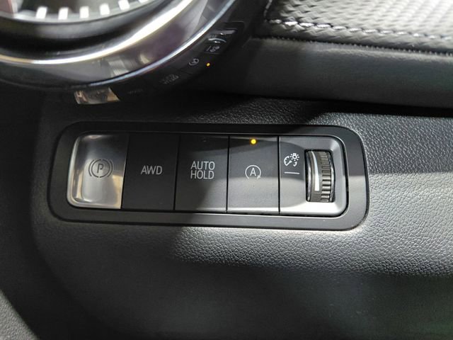 Used 2026 Chevrolet Equinox LT AWD/4WD image 32