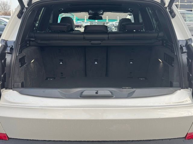 New 2026 BMW X5 xDrive40i w/ Premium Package image 12