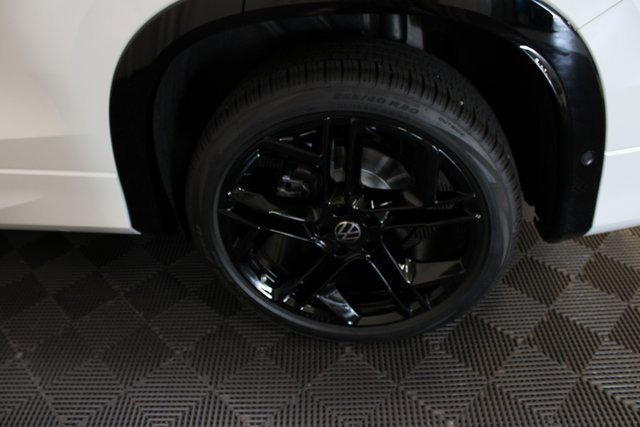 New 2025 Volkswagen Tiguan SE R-Line image 23