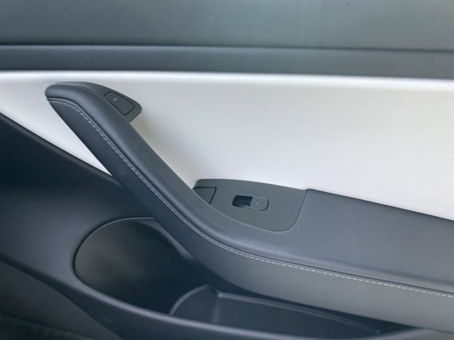 Used 2019 Tesla Model 3 Long Range image 27