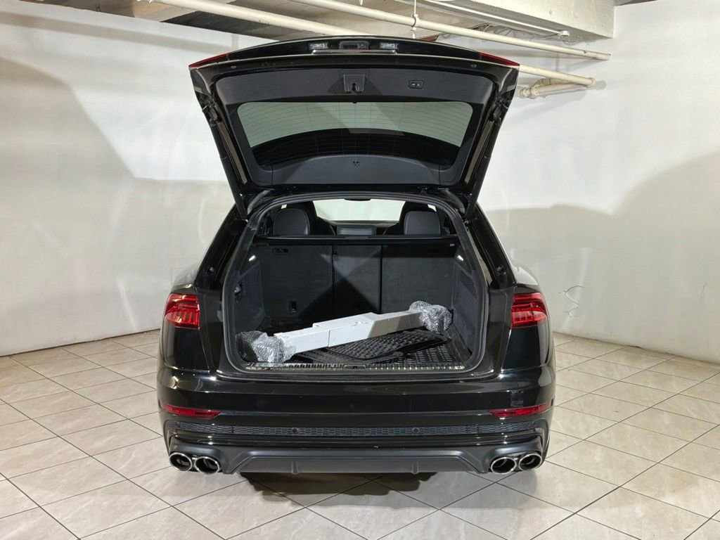 Used 2022 Audi SQ8 Premium Plus w/ Executive Package AWD/4WD image 22