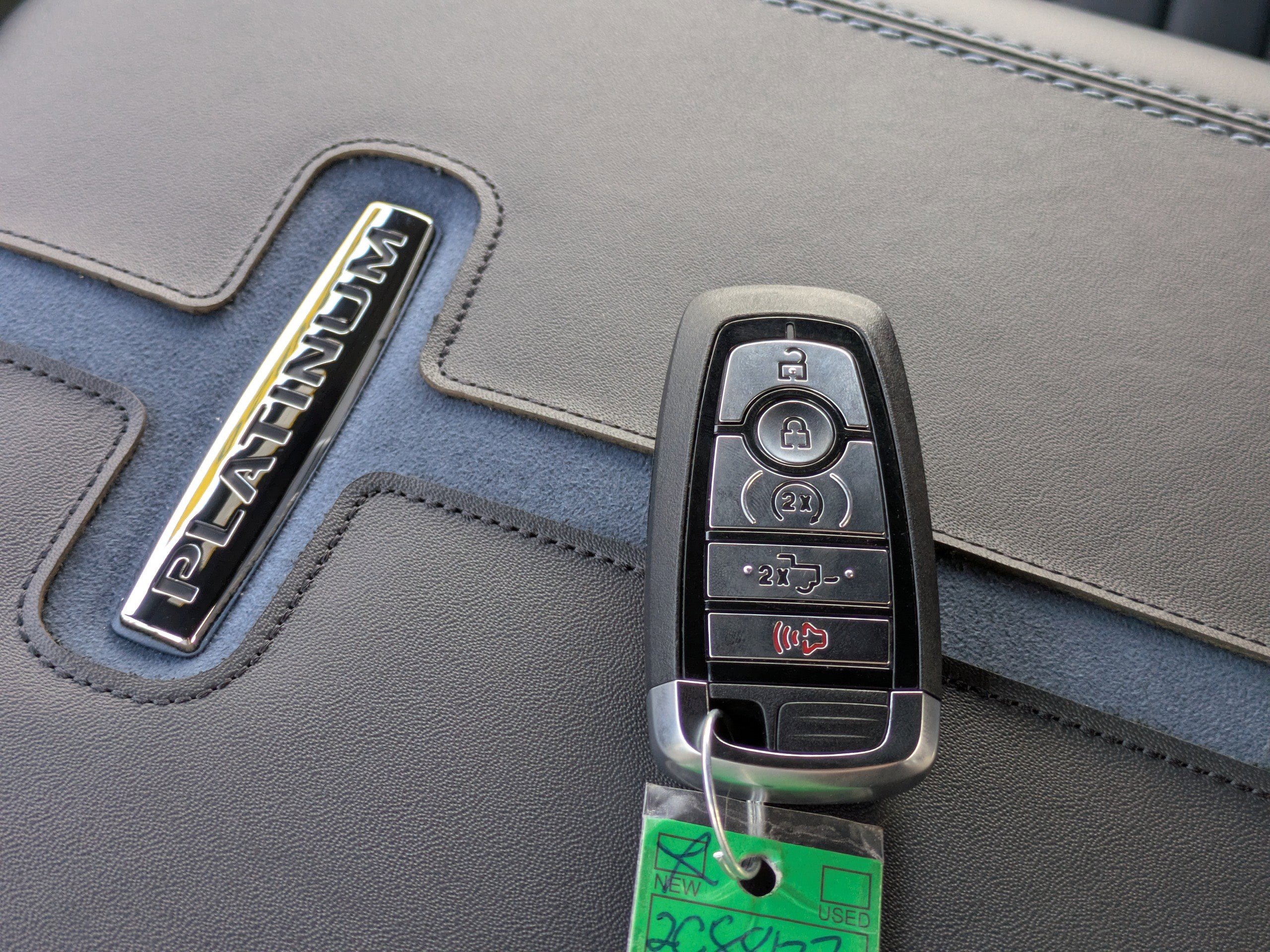 New 2026 Ford F450 Platinum w/ FX4 Off-Road Package image 31