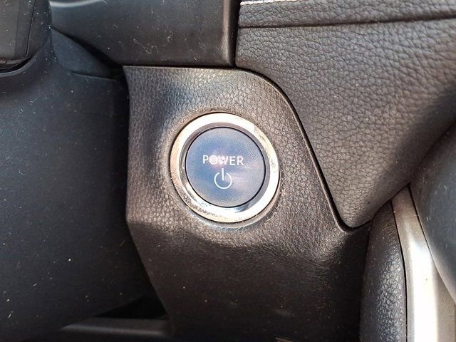 Used 2021 Toyota RAV4 XLE w/ Convenience Package image 28