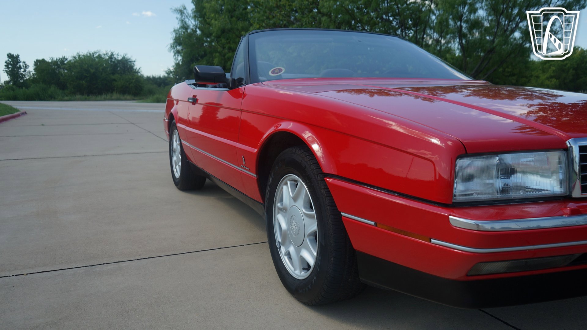 Used 1991 Cadillac Allante FWD image 33