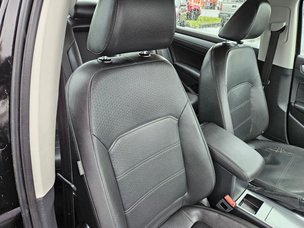 Used 2012 Volkswagen Passat 2.5 SE image 9