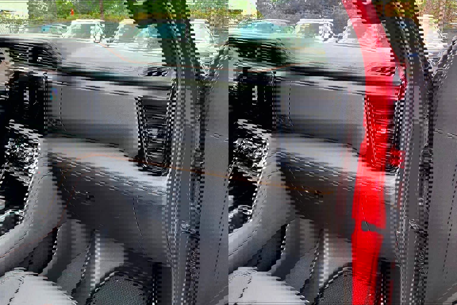 Used 2024 GMC Sierra 3500 AT4 w/ AT4 Premium Plus Package image 19