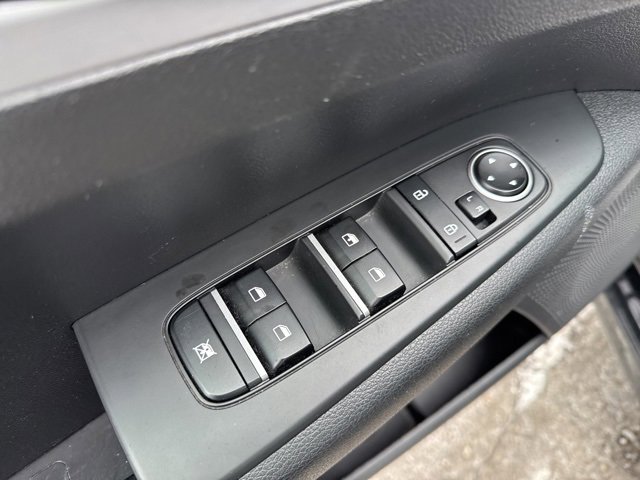 Used 2023 Kia Forte LXS w/ LXS Technology Package image 13