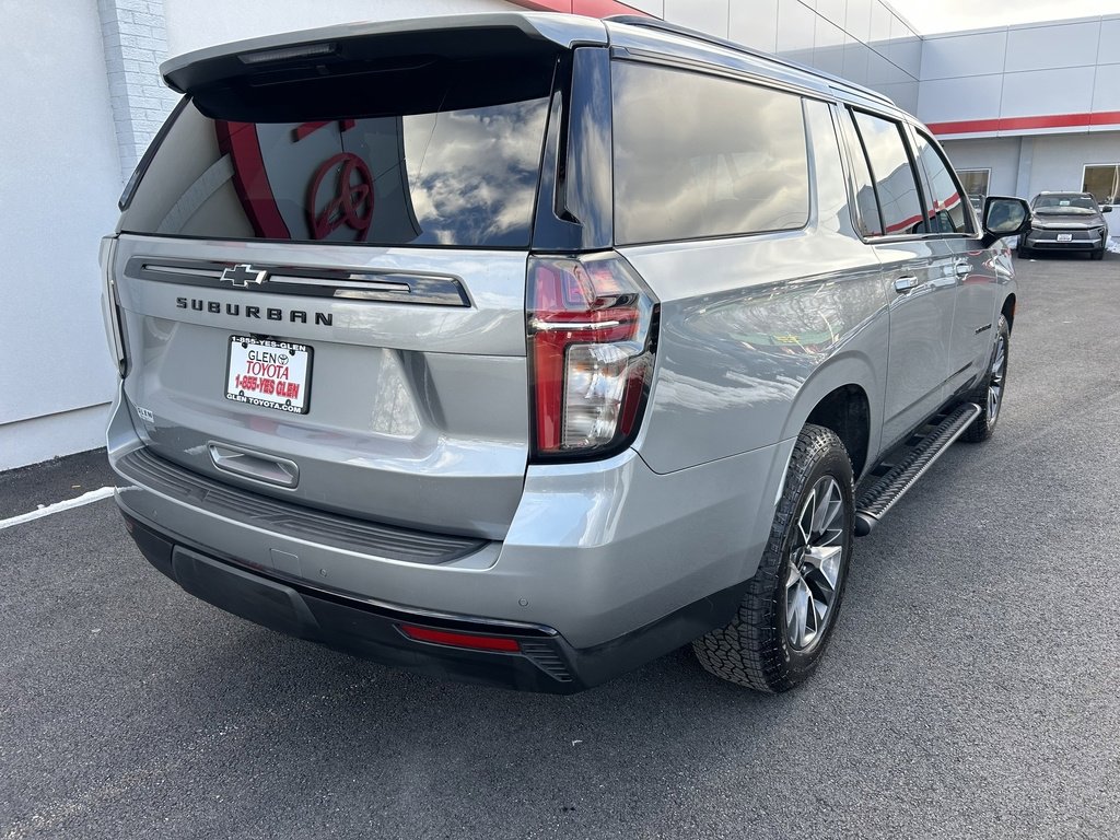 Used 2023 Chevrolet Suburban Z71 w/ Luxury Package image 5