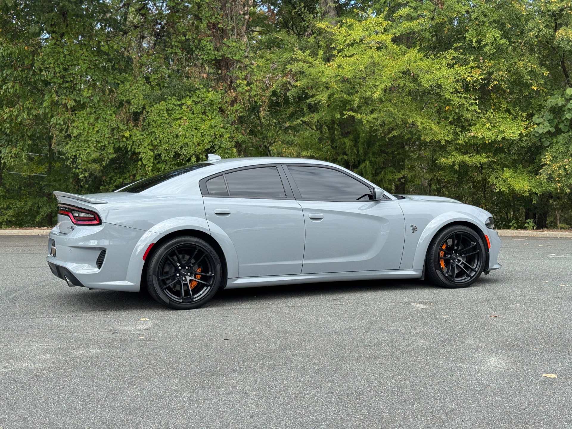Used 2022 Dodge Charger SRT Hellcat w/ Harman/Kardon Audio Group image 13