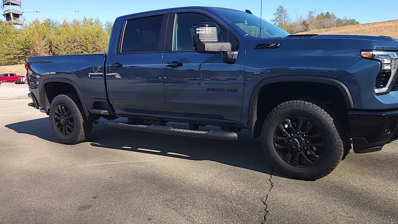 Used 2026 Chevrolet Silverado 2500 LT w/ Trail Boss Package image 9