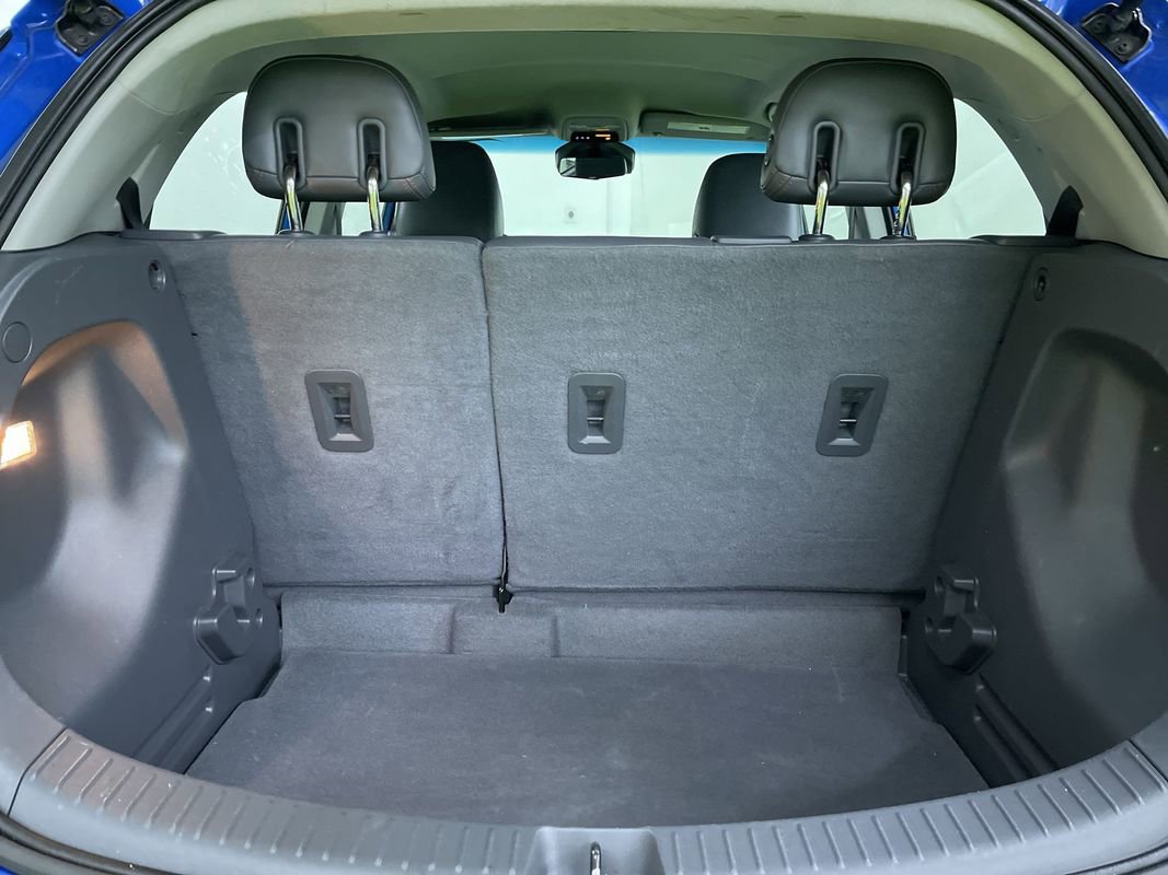 Used 2017 Chevrolet Bolt Premier w/ Driver Confidence II Package image 26