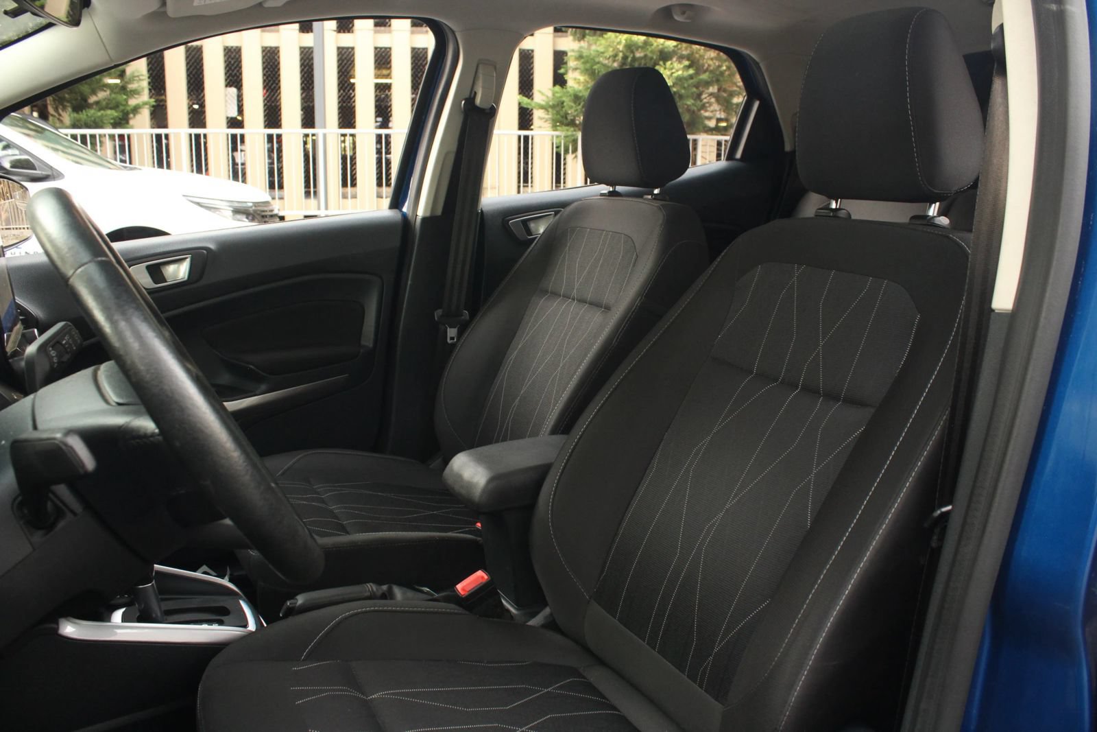 Used 2020 Ford EcoSport SE AWD/4WD image 16