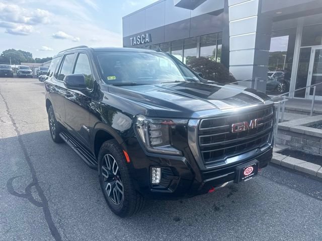 Used 2022 GMC Yukon AT4 AWD/4WD image 1
