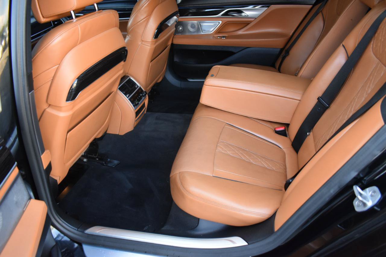 Used 2018 BMW 750i xDrive AWD/4WD image 23