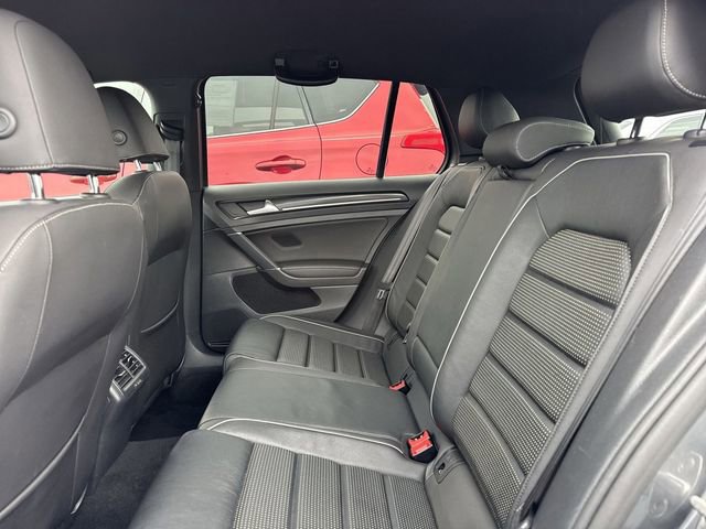 Used 2019 Volkswagen Golf R 4-Door image 9