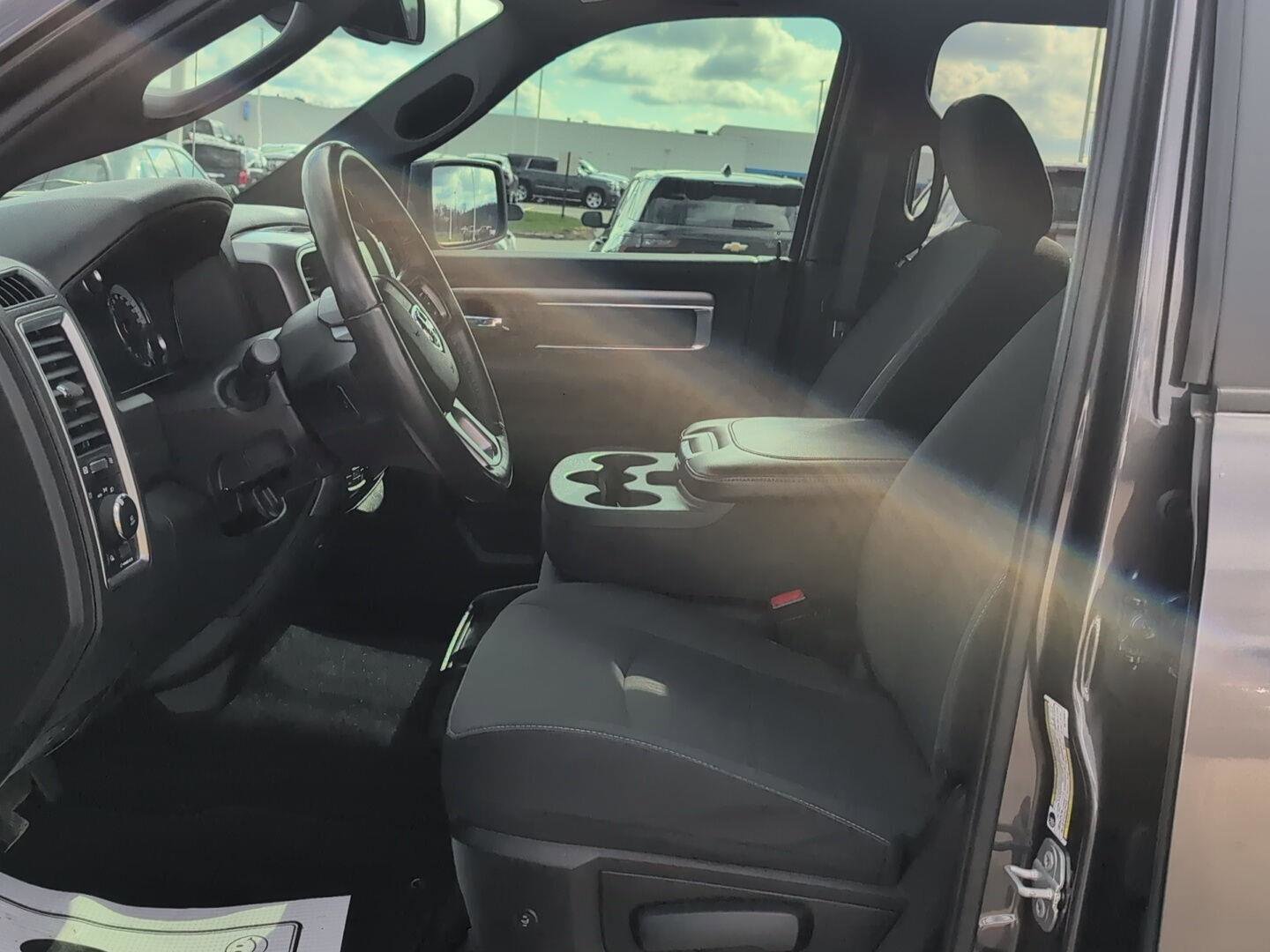 Used 2022 RAM 1500 Classic Warlock image 18