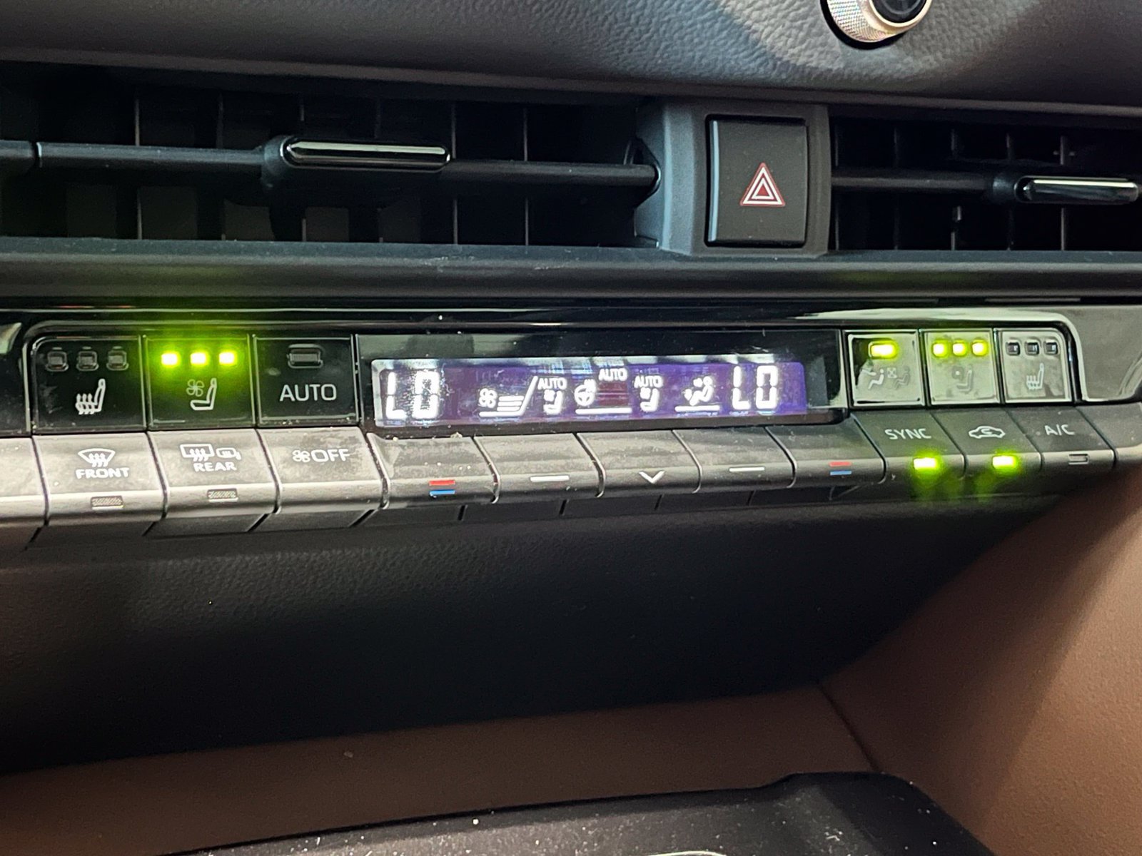 Used 2025 Toyota Crown Signia AWD/4WD image 24