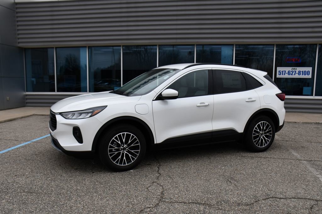 New 2024 Ford Escape SE FWD image 2