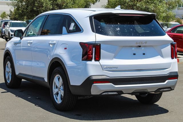 New 2024 Kia Sorento LX FWD image 7