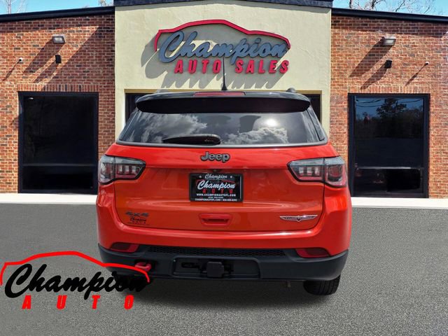Used 2017 Jeep Compass Trailhawk w/ Leather Interior Group AWD/4WD image 8