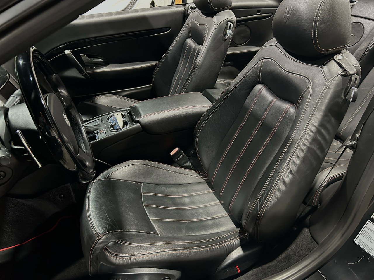 Used 2011 Maserati GranTurismo Convertible image 19