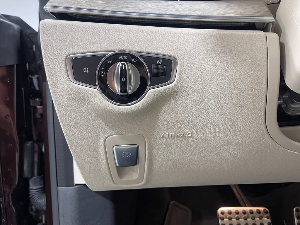 Used 2023 Mercedes-Benz E 450 4MATIC Cabriolet image 23