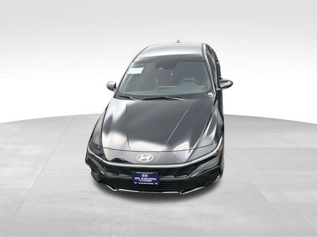 Used 2026 Hyundai Elantra Sport FWD image 23