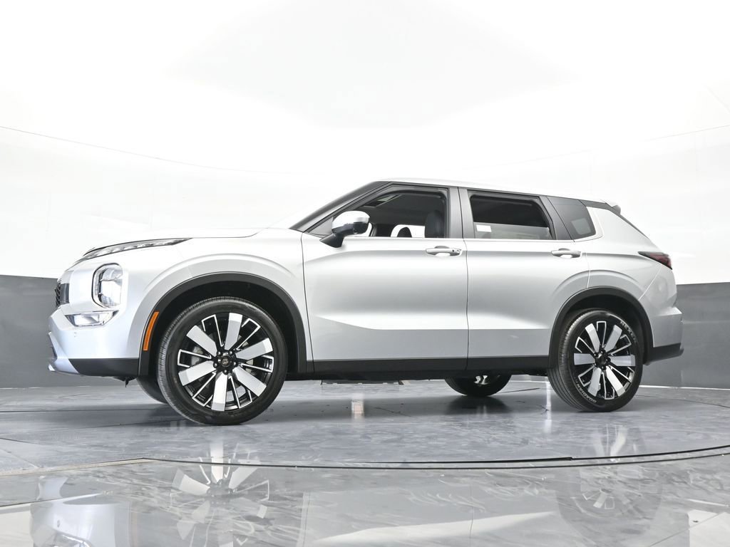 New 2026 Mitsubishi Outlander SE FWD image 57
