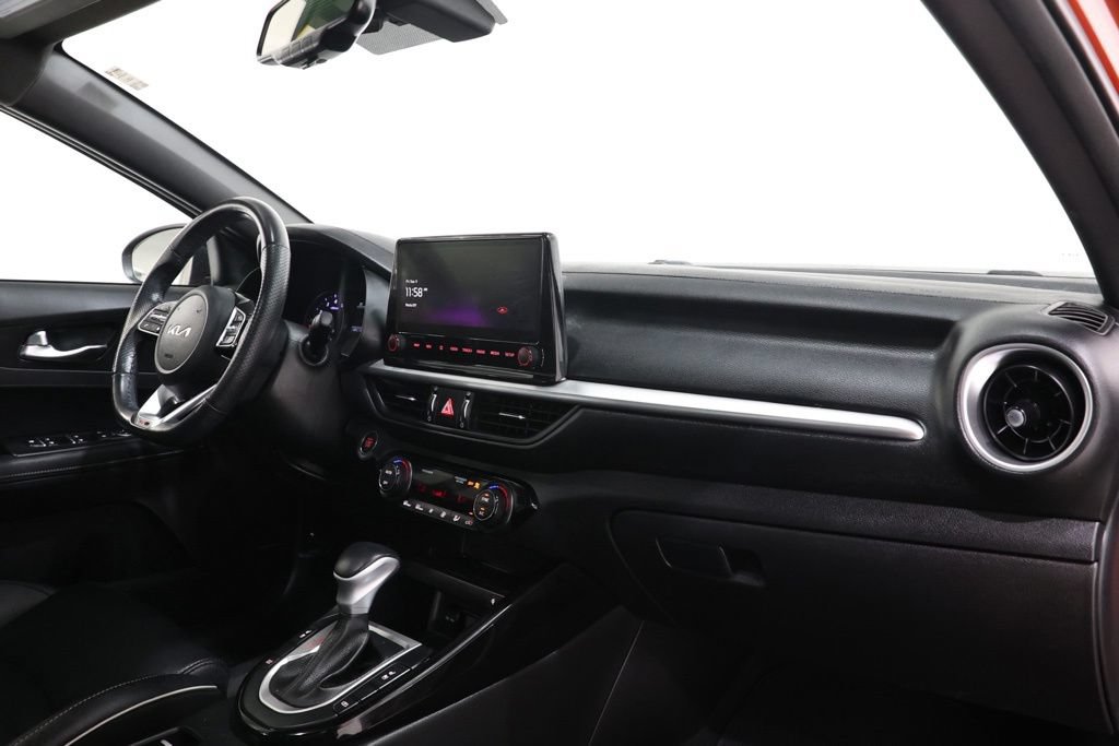 Used 2022 Kia Forte GT-Line w/ GT-Line Premium Package FWD image 15