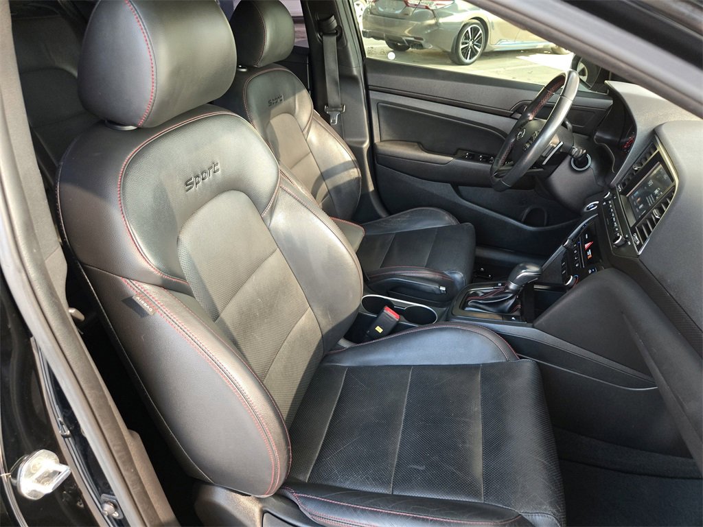 Used 2018 Hyundai Elantra Sport image 28