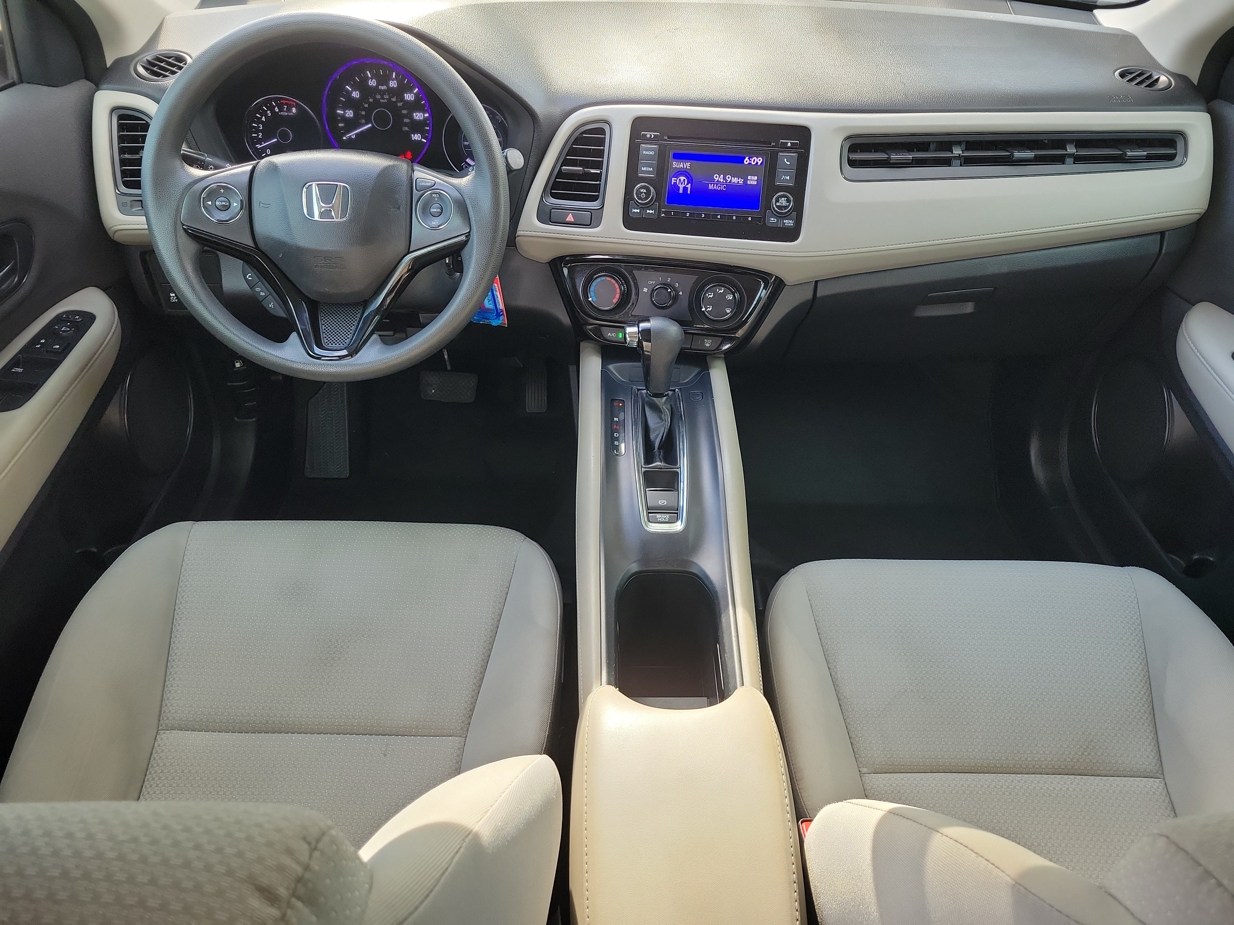 Used 2022 Honda HR-V LX image 14