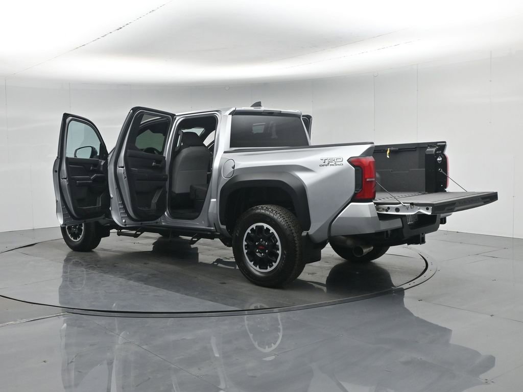 Used 2025 Toyota Tacoma TRD Off-Road image 36