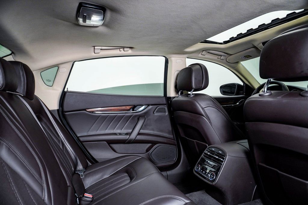 Used 2019 Maserati Quattroporte S Q4 image 16