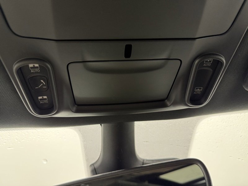 New 2026 Chrysler Pacifica Limited image 40