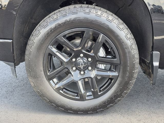Used 2023 Chevrolet Silverado 1500 RST AWD/4WD image 29
