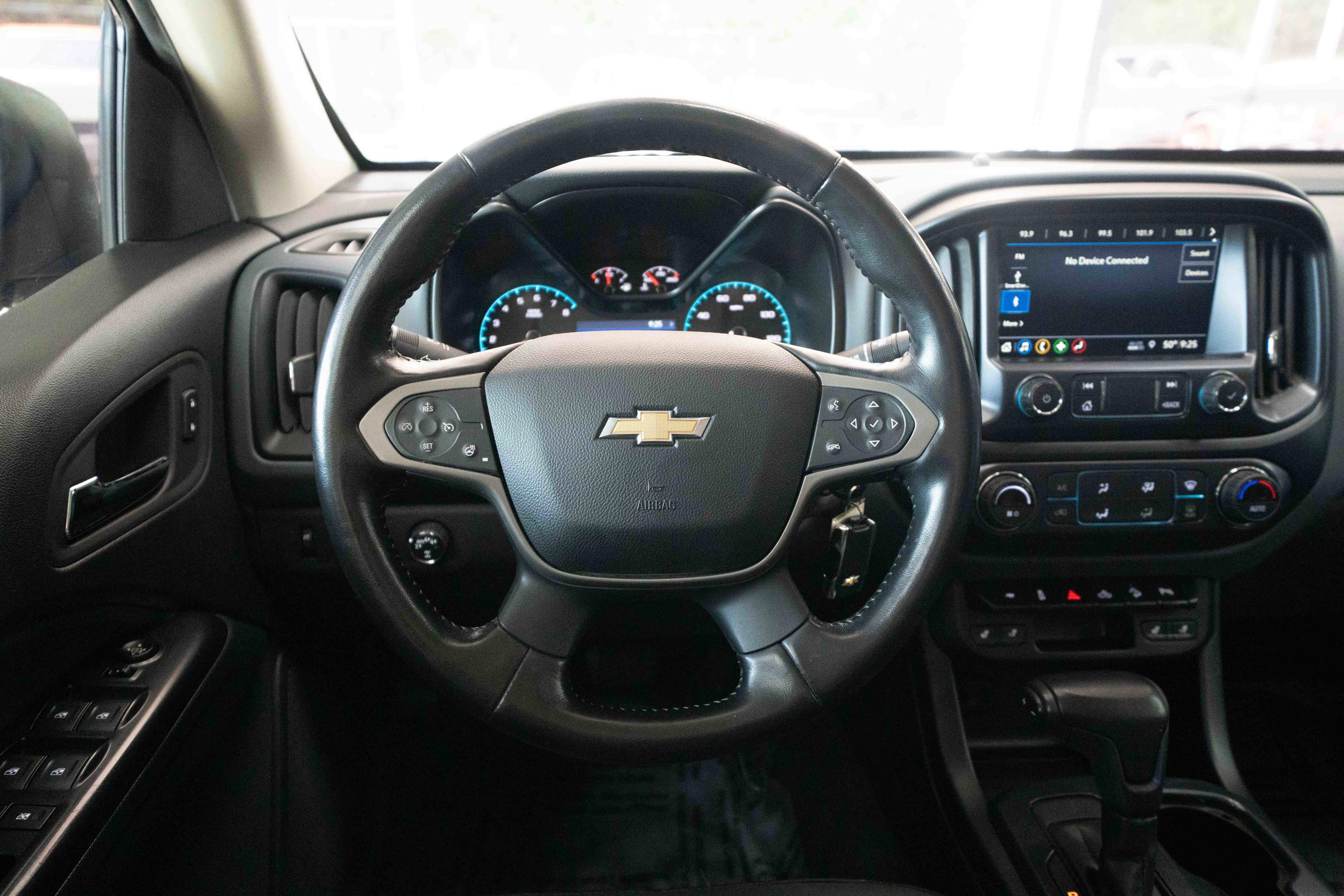 Used 2021 Chevrolet Colorado Z71 AWD/4WD image 21